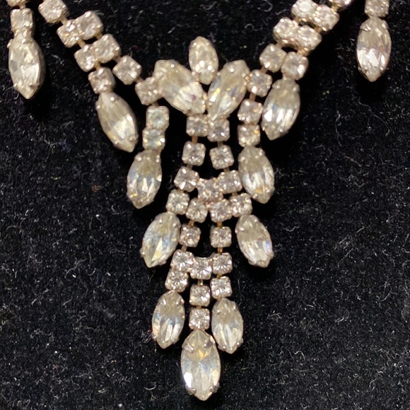 COPY - Vintage Raindrop Clear Rhinestone Necklace 17” - Picture 2 of 5